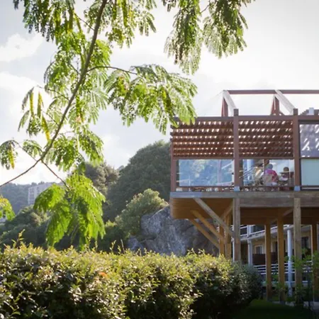 Western San Damianu فندق