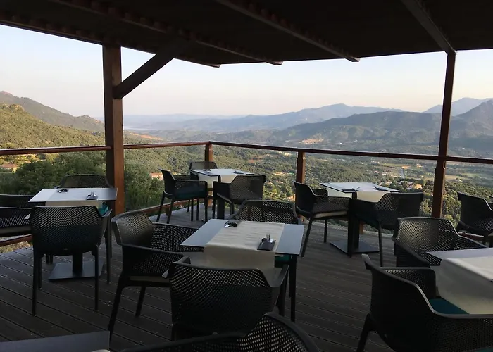 Western San Damianu מלון 4*